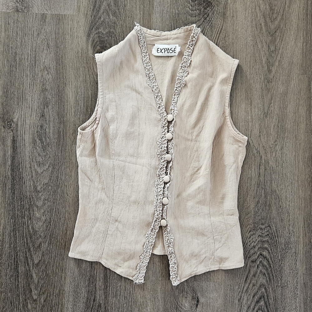 Vintage Exposé Beige Sleeveless Button Top